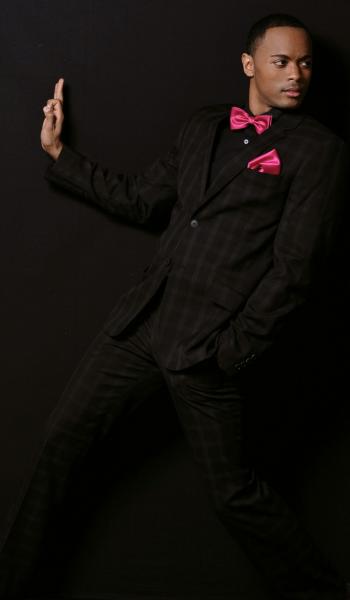 RICO KING 6'2" Suit: 42R Shirt: 15.5-35 Waist: 32 Inseam:34 Shoe:12 Hair: Brown Eyes: Brown